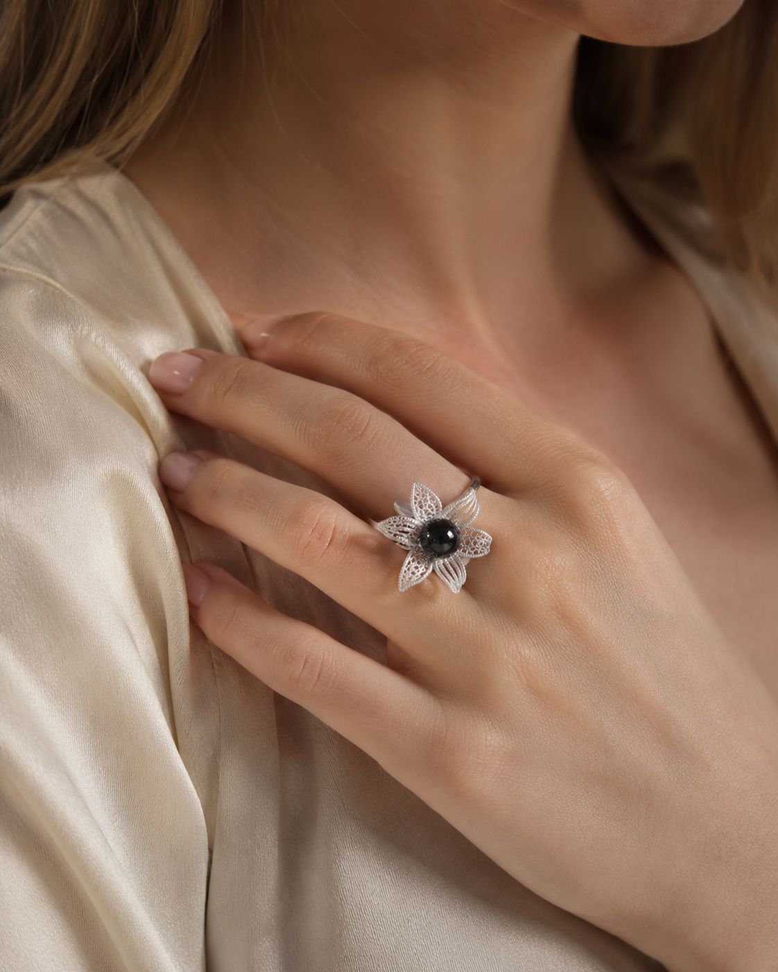 Noir Bloom Floral Ring – S925 sterling silver, worn by a model