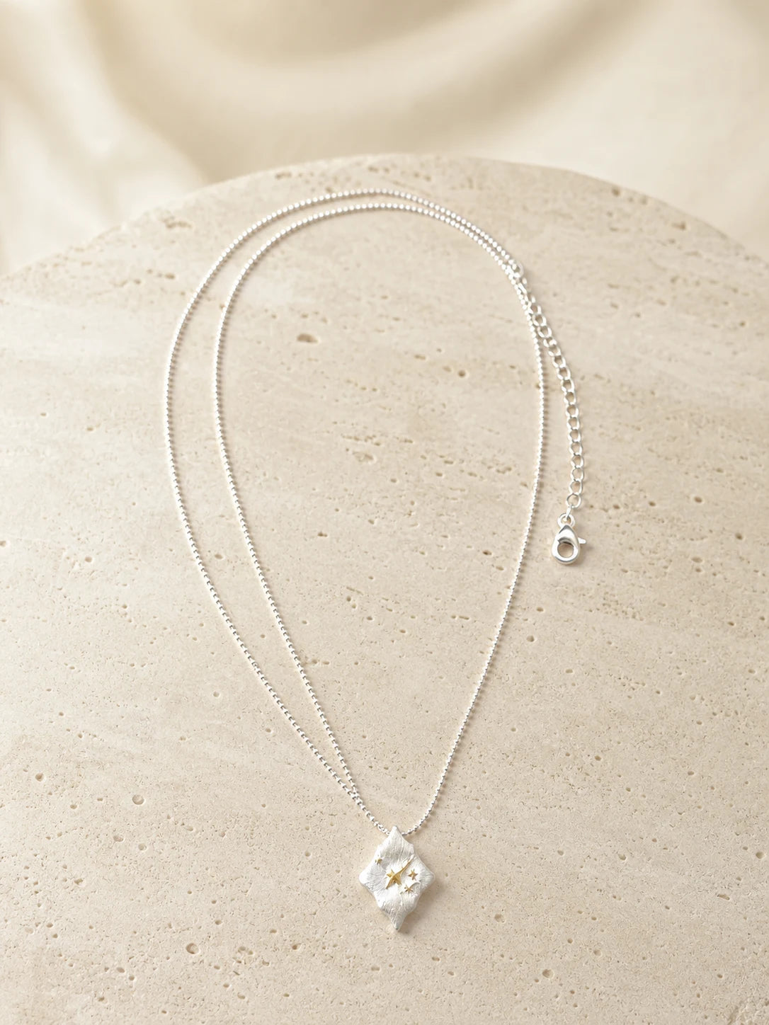 Dawnstar two-tone pendant necklace